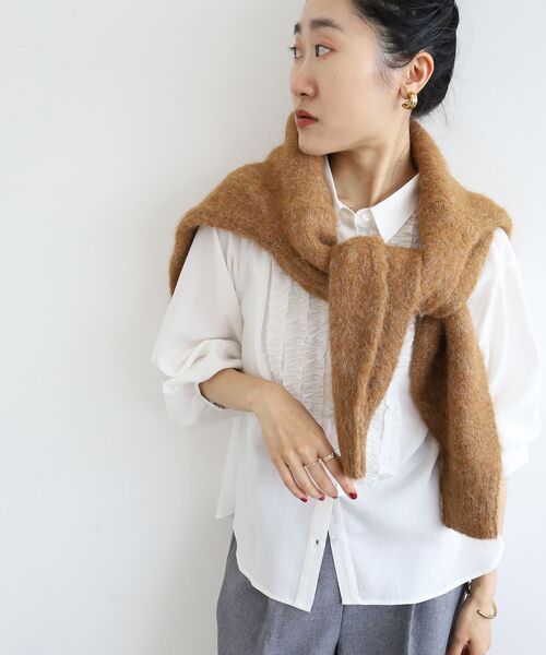 le.coeur blanc(ルクールブラン)の「フロントフリルレギュラーカラーブラウス(シャツ/ブラウス・レディース・ピンク/ミント/ネイビー/オフホワイト・38)」の2枚目の写真