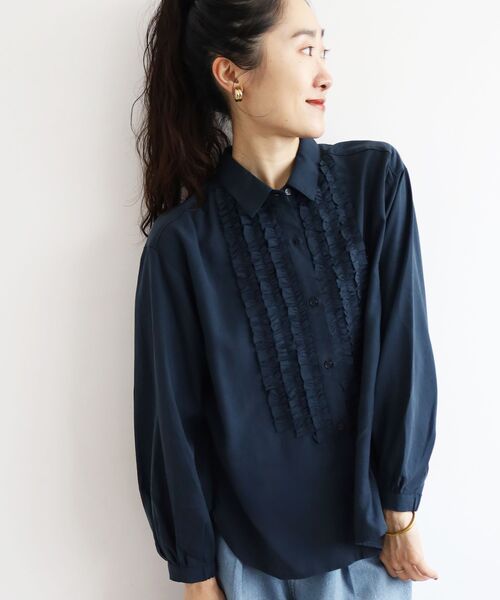 le.coeur blanc(ルクールブラン)の「フロントフリルレギュラーカラーブラウス(シャツ/ブラウス・レディース・ピンク/ミント/ネイビー/オフホワイト・38)」の20枚目の写真