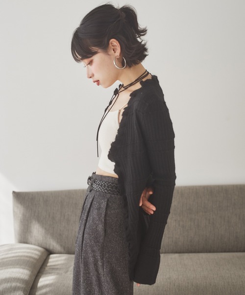 LAULEN(ローレン)の「front frill lib knit cardigan /フロントフリルリブニットカーディガン(カーディガン/ボレロ・レディース・ブラウン/ブラック/アイボリー・FREE)」の15枚目の写真