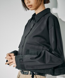 [UNITED TOKYO] 人気　ショートブラウス　長袖　デザインシャツ　美品 UNITED TOKYO] 人気 ショートブラウス 長袖 デザインシャツ 美品