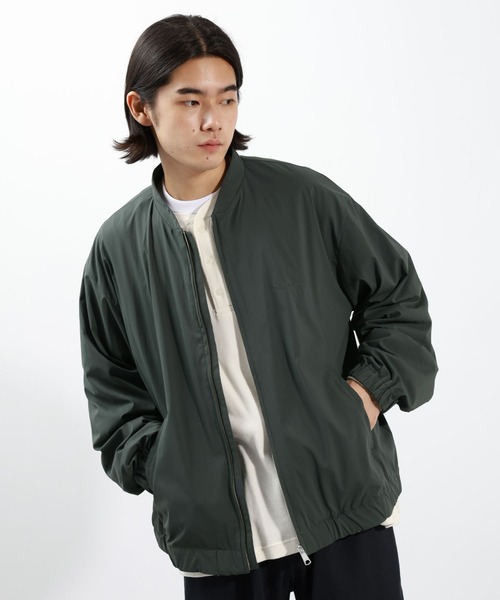 BAYFLOW(ベイフロー)の「ナイロンショートZIPブルゾン(ブルゾン・メンズ・オリーブ/ブラック・MEDIUM/LARGE)」の2枚目の写真