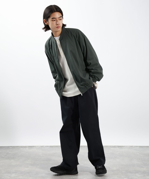 BAYFLOW(ベイフロー)の「ナイロンショートZIPブルゾン(ブルゾン・メンズ・オリーブ/ブラック・MEDIUM/LARGE)」の4枚目の写真