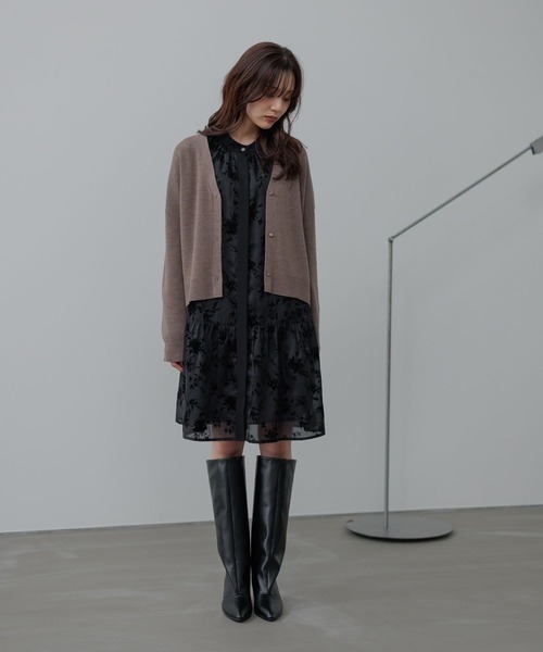 Andemiu（アンデミュウ）の「【在庫限り】フロッキープリントシャツミニワンピース603872（ワンピース・レディース・オフホワイト/ブラック/モカ・FREE）」の8枚目の写真