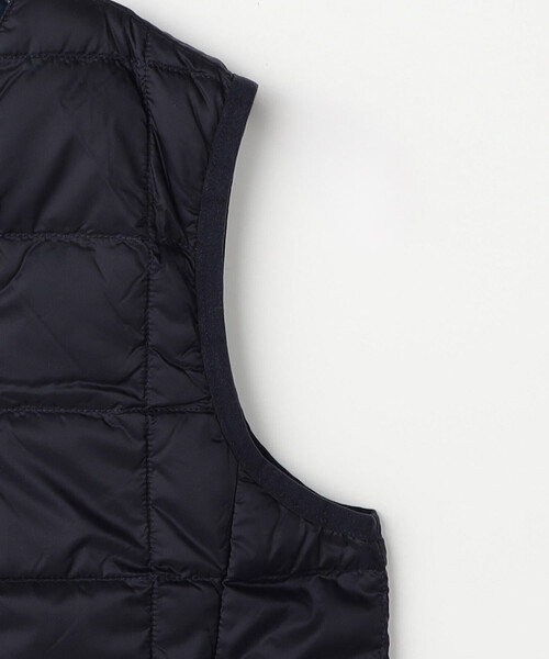 FREAK'S STORE(フリークスストア)の「限定展開 TAION/タイオン KIDS ベーシック Vネックボタン インナーダウンベスト / TAION-K001(ダウンジャケット/コート・キッズ・ネイビー/ベージュ/ブラック/オリーブ・110/120/130/140)」の5枚目の写真