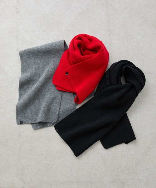 COLONY 2139(コロニートゥーワンスリーナイン)の「ニットマフラー(マフラー・レディース・グレー/レッド/ブラック・FREE)」の4枚目の写真