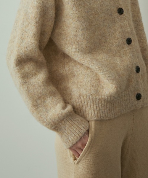 full/fill.(フルフィル)の「mix knit high neck cardigan / ミックスニットハイネックカーディガン(ニット/セーター・レディース・グレー/ベージュ・FREE)」の9枚目の写真