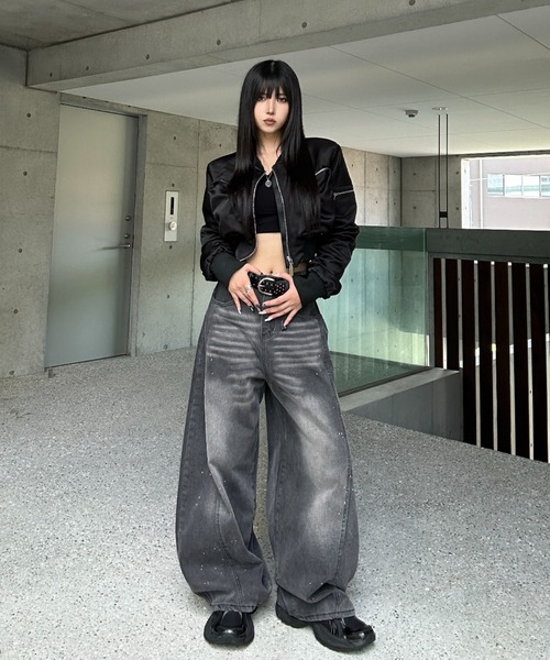 KsG(ケーエスジー)の「Pocket Shirring Cropped MA1(MA-1・レディース・ホワイト/ブラック・LARGE/MEDIUM/SMALL)」の4枚目の写真