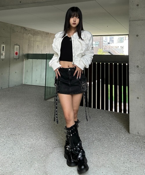 KsG(ケーエスジー)の「Pocket Shirring Cropped MA1(MA-1・レディース・ホワイト/ブラック・LARGE/MEDIUM/SMALL)」の8枚目の写真