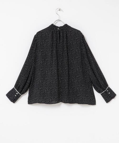 URBAN RESEARCH ROSSO WOMEN（アーバンリサーチ　ロッソ）の「ギャザーハイネックブラウス（シャツ/ブラウス・レディース・ブラック系その他/ホワイト/ベージュ系その他・FREE）」の6枚目の写真