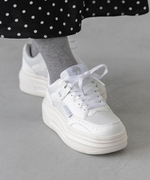 moz（モズ）の「moz モズ 軽量 厚底スニーカー（スニーカー）」