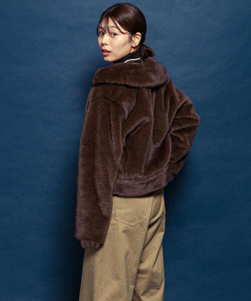 F by ROSSO（エフバイロッソ）の「F by ROSSO　ファーZIPショートコート（その他アウター・レディース・ブラウン/ネイビー・FREE）」の22枚目の写真