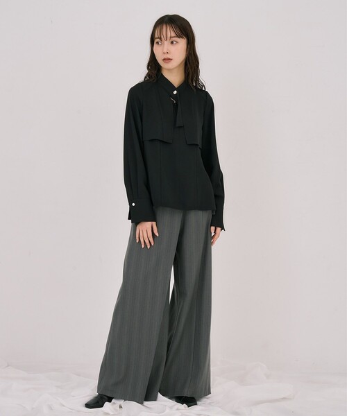 残りわずか！】タイボタンメルトタッチブラウス｜ウォッシャブル/防