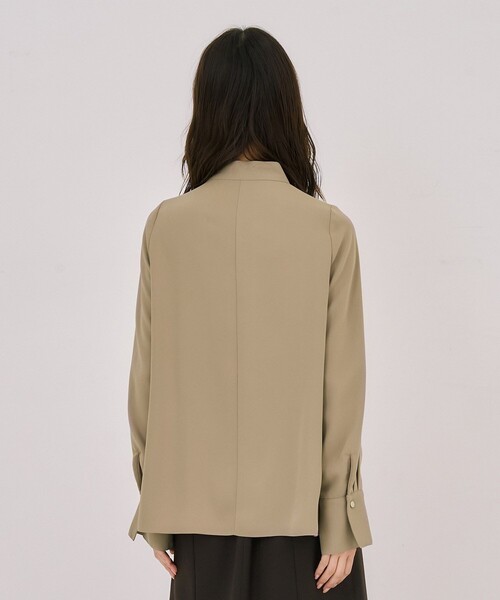 残りわずか！】タイボタンメルトタッチブラウス｜ウォッシャブル/防