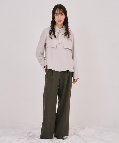 残りわずか！】タイボタンメルトタッチブラウス｜ウォッシャブル/防