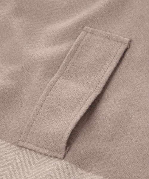 Elura(エルーラ)の「チェックフリンジケープ/587988(ストール/ショール・レディース・ベージュ/グレー/ブラック・ONE SIZE)」の9枚目の写真