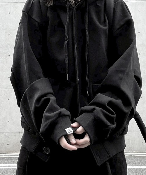 YACA(ヤーカ)の「Basic Sweat Cardigan/ベーシックスウェットカーディガン【unisex item】(パーカー・レディース・グレー/ブラック・FREE)」の5枚目の写真