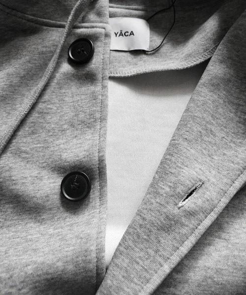 YACA(ヤーカ)の「Basic Sweat Cardigan/ベーシックスウェットカーディガン【unisex item】(パーカー・レディース・グレー/ブラック・FREE)」の16枚目の写真
