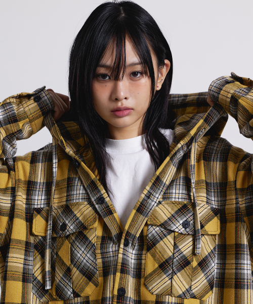 F.ILLUMINATE(フィルミネイト)の「クロスチェックフードシャツ-イエロー(シャツ/ブラウス・レディース・その他・SMALL/MEDIUM/LARGE)」の3枚目の写真