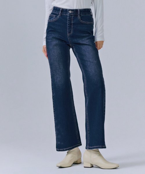 CHASECULT(チェイスカルト)の「女性Dトーンヒドゥンバンディングブーツカットデニムパンツ-CERG2362B04(デニムパンツ・レディース・ネイビー・67/70/74/76)」の4枚目の写真