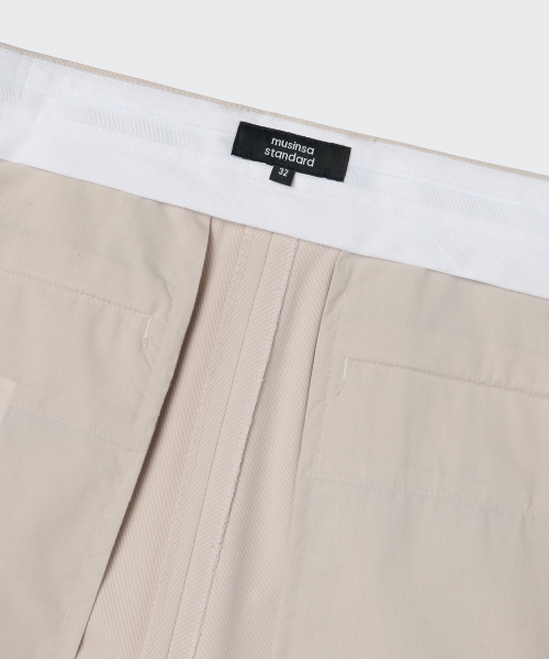 MUSINSA STANDARD（ムシンサスタンダード）の「ウィップコードワンタックワイドヒドゥンバンディングスラックス[クリーム]（スラックス・メンズ・その他・32/30/31/33/26/27/28/29/40/38/42/36/34）」の4枚目の写真