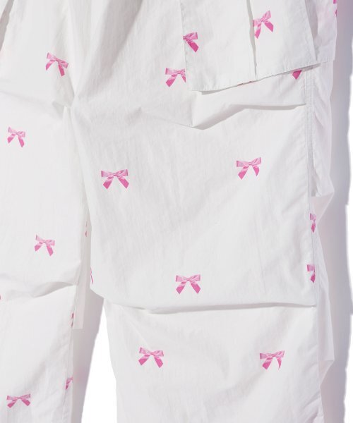 YOUHEE(ユヒ)の「YOUHEE CARGO PANTS WHITE(その他パンツ・レディース・その他・FREE)」の6枚目の写真