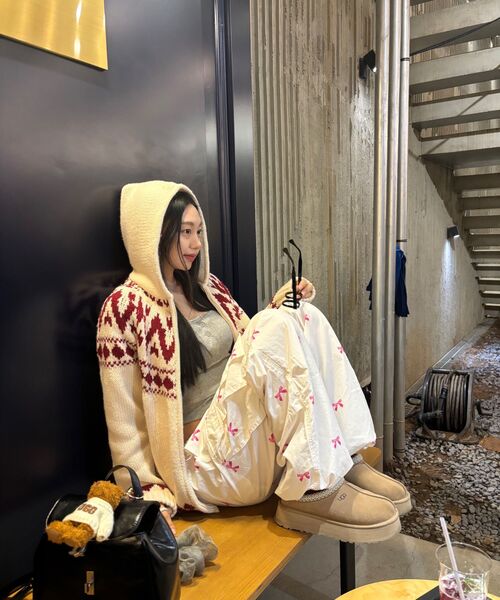 YOUHEE(ユヒ)の「YOUHEE CARGO PANTS WHITE(その他パンツ・レディース・その他・FREE)」の10枚目の写真
