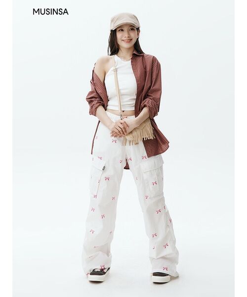 YOUHEE(ユヒ)の「YOUHEE CARGO PANTS WHITE(その他パンツ・レディース・その他・FREE)」の11枚目の写真
