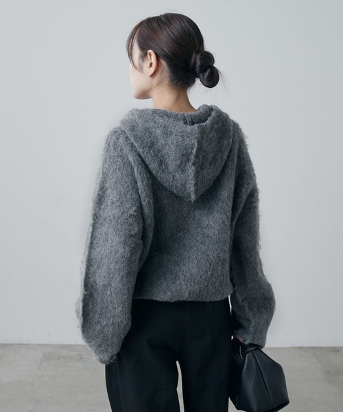 Lui's（ルイス）の「【腰回りカバー◎】フワフワハーフZIPパーカー（ニット/セーター・レディース・ミント/ベージュ/グレー・FREE）」の7枚目の写真