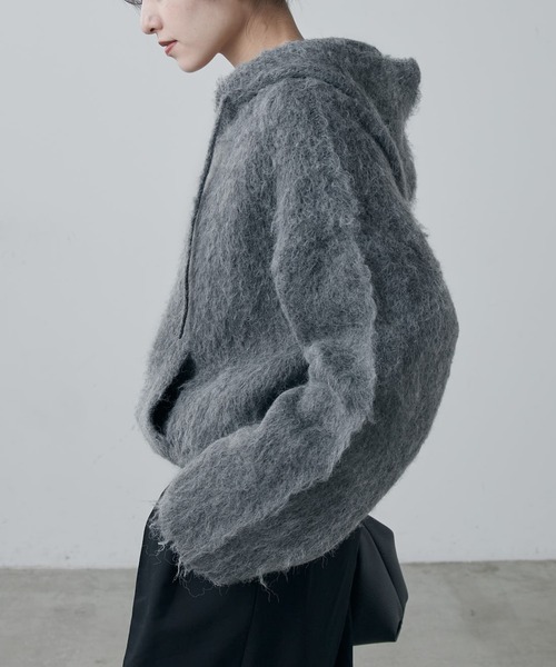 Lui's（ルイス）の「【腰回りカバー◎】フワフワハーフZIPパーカー（ニット/セーター・レディース・ミント/ベージュ/グレー・FREE）」の8枚目の写真