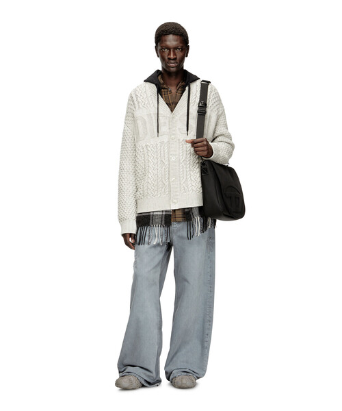 DIESEL（ディーゼル）の「メンズ カーディガン K-ANTOINE（カーディガン/ボレロ・メンズ・ライトグレー・LARGE/MEDIUM/SMALL/X-LARGE/X-SMALL）」の3枚目の写真