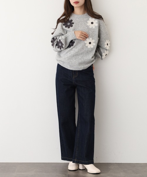 Anna Nicola(アンナニコラ)の「Anna Nicola 花刺繍ニットプルオーバー(ニット/セーター・レディース・ブラック/ネイビー/グレー・38)」の21枚目の写真