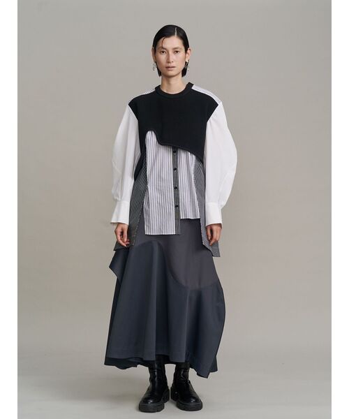 UN3D.(アンスリード)の「WAVE ASYMMETRY SKIRT / ウェーブアシンメトリースカート(スカート・レディース・グレー/ブラック・36/38)」の5枚目の写真