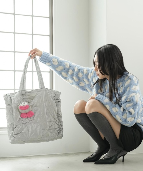 mili an deni(ミリアンデニ)の「マスコットファーチャーム(チャーム・レディース・ミックスグレー/ブラック・F)」の10枚目の写真
