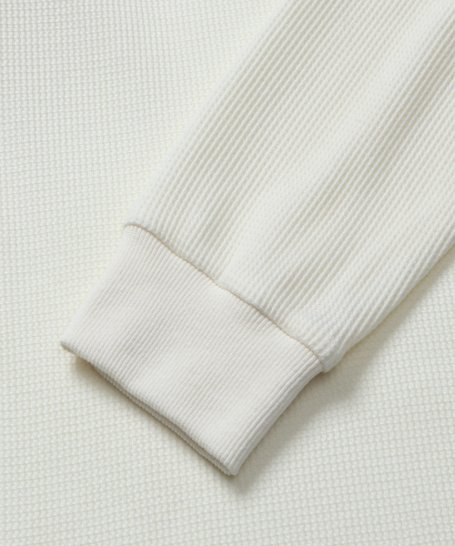 CONNECT KINLOCH（コネクトキンロック）の「ワッフルルーズフィットクルーネック長袖Tシャツ（ホワイト）（Tシャツ/カットソー・メンズ・その他・MEDIUM/LARGE/X-LARGE）」の6枚目の写真
