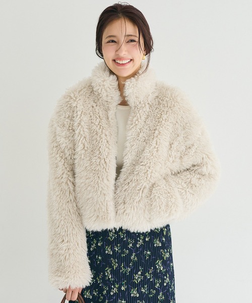 フェイクファーショートジャケット（ノーカラージャケット）｜coca