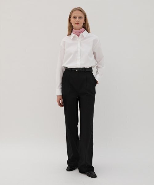 LEVAR（レバー）の「Relaxed Cotton Pants - Black（その他パンツ・レディース・ブラック・MEDIUM/SMALL）」の2枚目の写真