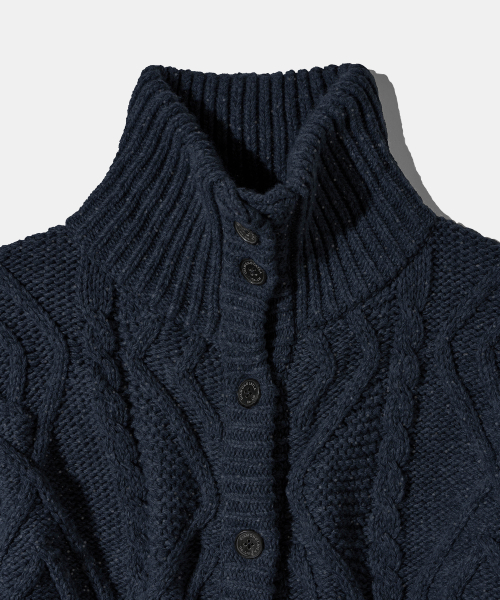 Diamond Layla(ダイアモンドレイラ)の「Turtleneck Two Buttons Cardigan C8 Dark Navy Melange(カーディガン/ボレロ・レディース・その他・MEDIUM/LARGE)」の3枚目の写真
