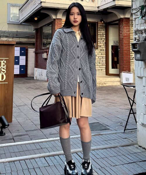 Diamond Layla(ダイアモンドレイラ)の「Turtleneck Two Buttons Cardigan C8 Dark Navy Melange(カーディガン/ボレロ・レディース・その他・MEDIUM/LARGE)」の8枚目の写真