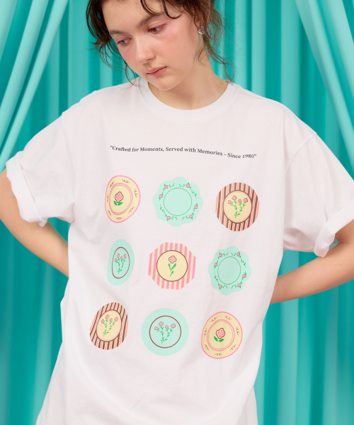 HERETIC(ヘレティック)の「HERETIC PLATE T-SHIRT / white(Tシャツ/カットソー・レディース・その他・FREE)」の1枚目の写真