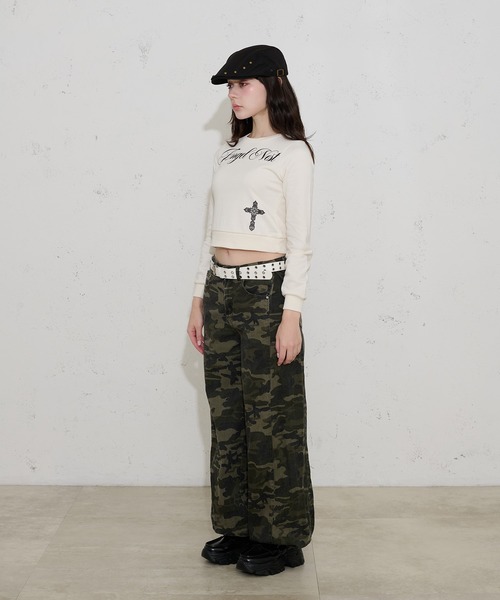 FCMM(エフシーエムエム)の「【日本限定】CROSS SWEATSHIRT / クロススウェットシャツ(スウェット・レディース・ブラウン/オフホワイト・SMALL/MEDIUM)」の16枚目の写真