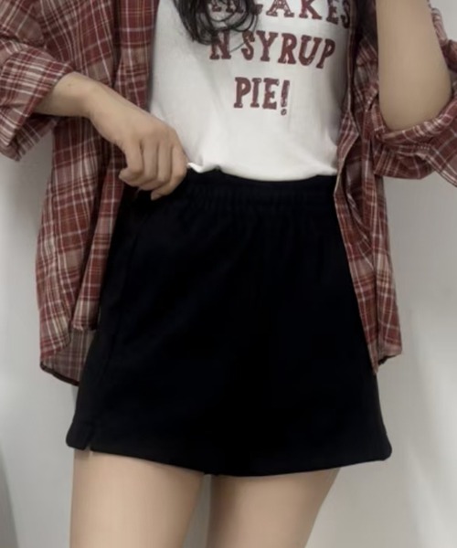 Chiina（チーナ）の「Chiina/スエードライクショートパンツ（その他パンツ・レディース・ブラック/ブラウン/ホワイト・FREE）」の8枚目の写真