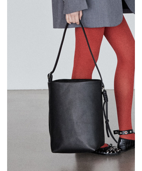 DAWN FACTORY（ダンファクトリー）の「BUTLER BAG COW LEATHER BLACK バトラーバッグ 牛革ブラック（ショルダーバッグ・レディース・その他・FREE）」の3枚目の写真