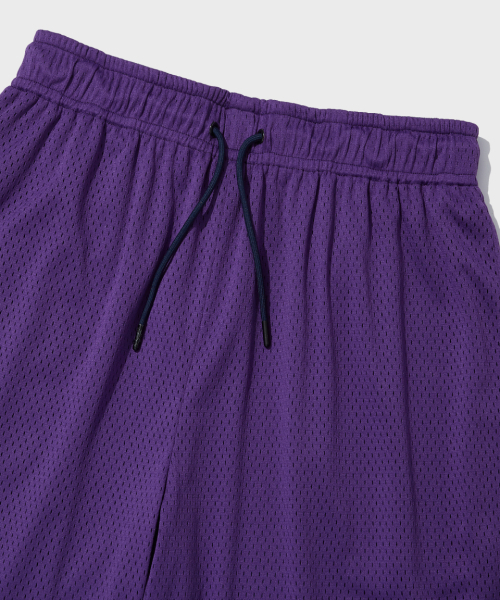 OUTSTANDING(アウトスタンディング)の「REVERSIBLE MESH SHORTS_NAVY/PURPLE(その他パンツ・レディース・その他・MEDIUM/LARGE/SMALL)」の2枚目の写真