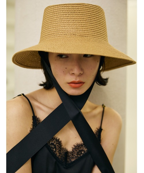 AIC.（エーアイシー）の「ロングリボンワイドブリムペーパーハット/サイズ調節可能/紐取り外し可能（ハット・レディース・ブラック/ベージュ・FREE）」の11枚目の写真
