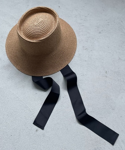 AIC.（エーアイシー）の「ロングリボンワイドブリムペーパーハット/サイズ調節可能/紐取り外し可能（ハット・レディース・ブラック/ベージュ・FREE）」の3枚目の写真