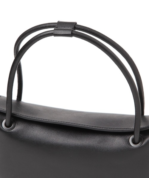 A part by（アパートバイ）の「スクエアハンドバッグ（ショルダーバッグ・レディース・アイボリー/ブラック・FREE）」の8枚目の写真