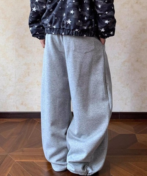 GEMEDA(ジェメダ)の「【スター刺繍/ゆるダボ】ワイドスウェットパンツ(スウェットパンツ・レディース・グレー/ネイビー・M)」の12枚目の写真