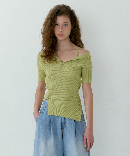 LUCIR ZU（ルシールズ）の「Diagonal Collar Knit (green)（ニット/セーター・レディース・その他・FREE）」の2枚目の写真