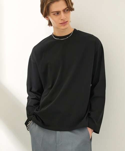 EASENCE（イーズエンス）の「【EASENCE】ボックスシルエット サイドスリット ベーシックロングスリーブTシャツ / UVカット＜COMFORT EDITシリーズ＞（Tシャツ/カットソー・メンズ・ホワイト/ダークグレー/モカ/ネイビー/ブラック・S/M/L）」の2枚目の写真