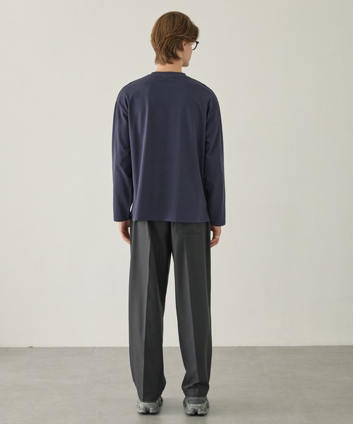 EASENCE（イーズエンス）の「【EASENCE】ボックスシルエット サイドスリット ベーシックロングスリーブTシャツ / UVカット＜COMFORT EDITシリーズ＞（Tシャツ/カットソー・メンズ・ホワイト/ダークグレー/モカ/ネイビー/ブラック・S/M/L）」の7枚目の写真